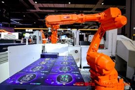 爱仕达 钱江机器人构建智能制造生态圈峰会在沪举行