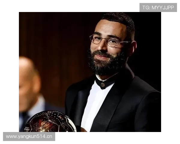 本泽马 vs 大罗：巅峰期核心中锋角色与统治力差异解析