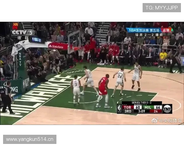 篮球场上NBA与FIBA的回场规则有何不同，如何判定和避免？